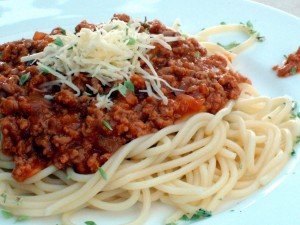 Esparguete-á-bolonhesa